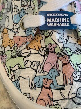 Bobs Skechers Doggie shoes size 10 NWT